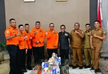 BASARNAS RI Berikan Piagam Penghargaan untuk Pemkab Tapteng