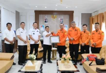 Wali Kota Sibolga Terima Piagam Penghargaan BASARNAS RI