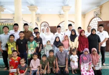 Wabup Atika Salurkan Santunan Anak Yatim di Tambangan