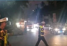 Satgas Kamseltibcarlantas Urai Kemacetan Simpang Silandit jelang Berbuka