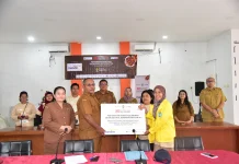 Pemkab Tapteng Terima Bantuan Alat Kesehatan dari ILUNI UI