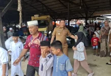 Wakil Walikota Sibolga Ajak Anak Yatim Berbelanja