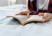 Kebiasaan Membaca Bantu Perlambat Penurunan Daya Ingat