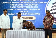 Pemkab Tapteng Serahkan LKPD 2025 ke BPK RI