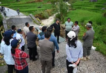 Bupati Humbahas Tinjau Jembatan Armco-Bailey di Panggugunan