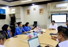Pemkab Tapteng Ajukan Percepatan Pembangunan Listrik Desa