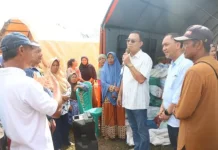 Bupati Tapsel Salurkan Bantuan Lanjutan bagi Korban Banjir