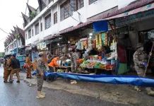 Pemkab Toba Tinjau Penataan Pasar Balige, Fokus pada Pengembalian Fungsi Jalan
