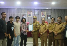 Bupati Taput Diskusi bersama Aliansi Mahasiswa Peduli Taput