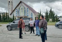 Pemkab Humbahas Tinjau Lokasi Internet Gratis di Lapangan Merdeka