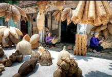 Kerajinan Bambu Lebih Ramah Lingkungan