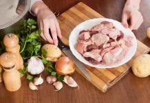 Sering Disalahkan, Benarkah Daging Kambing Pemicu Hipertensi?