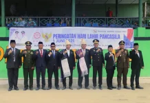 Pemkab Taput Beri Apresiasi Paskibraka dan Bantuan Siswa Berprestasi