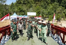 Kasad Resmikan Jembatan dan Sarana Air Bersih di Tapteng