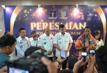 Bupati dan Ketua DPRD Humbahas Hadiri Peresmian Posbankum
