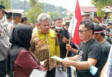 BPN Tapteng di Demo, Tuntutan Pelayanan dan Mafia Tanah