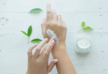 Kenali Stawberry Skin (Keratosis Pilaris) dan Penyebabnya