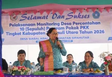 Ketua TP PKK Taput Monitoring Desa Siabal-abal