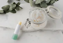 Bibir Kusam Merona Kembali Dengan Lip Scrub