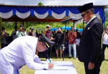 Bupati Taput Lantik 23 Pejabat, Tekankan Pelayanan Prima dan Tanggung Jawab Aparat