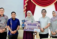 Juara MTQ Sumut, Dina Diberi Bonus dan Umrah