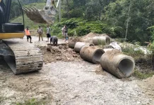 Pemkab Humbahas Wujudkan Harapan Warga Sanggaran I Perbaiki Jalan.