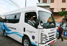 Wali Kota Sibolga Antar Pelajar Naik Bus Sekolah Gratis