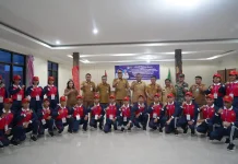 Bupati Toba Kukuhkan 20 Calon Paskibra Kabupaten Toba