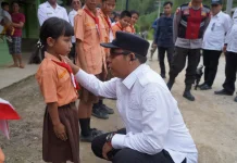 Komitmen Pendidikan Merata, Bupati Taput Kunjungi Sekolah di Pelosok Parmonangan