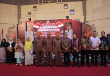 Resepsi HUT ke-81 RI di Tapsel, Bupati Gus Irawan Apresiasi Veteran dan Paskibra