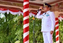 Wakil Wali Kota Sibolga Pimpin Upacara Penurunan Bendera HUT ke-81 RI