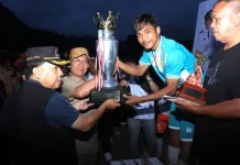 MAN Tapsel Sipagimbar Juara Bagusi Cup I, Bupati Gus Irawan Apresiasi Sportivitas d