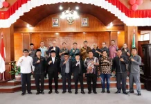 Bupati Taput Hadiri Penandatanganan Nota Kesepakatan Perubahan KUA-PPAS 2026