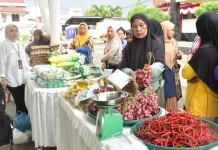 TPID Tapteng Kendalikan Inflasi dengan Operasi Pasar Murah