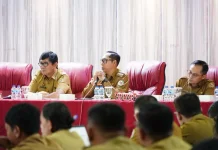Bupati Taput Pimpin Rapat Evaluasi Realisasi Belanja Daerah Tahun Anggaran 2026