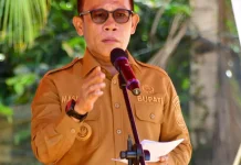 Bupati, Wabup dan Sekdakab, Rayakan HUT ke-81 Tapteng Bersama Anak Panti Asuhan Sion