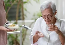 Aturan Minum Obat Sebelum atau Setelah Makan, Ini Alasannya