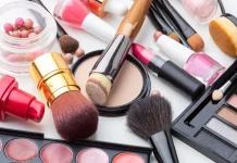Tips Aman Menggunakan Produk Kosmetik agar Kulit Tetap Sehat