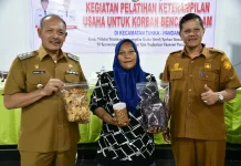 Pemkab Tapteng Gelar Pelatihan Keterampilan Usaha Bagi Korban Bencana
