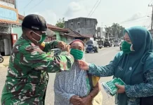 Antisipasi Kabut Asap, Pemkot Padangsidimpuan Bagikan Masker Gratis