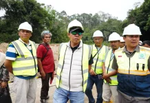 Gerak Cepat Pemkab Taput: Bupati JTP Hutabarat Bahas Perbaikan Jalan Bencana