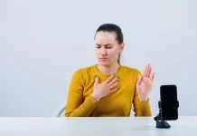 Memahami Makna Tone Deaf dalam Kehidupan Sosial