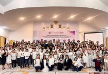 Bupati dan Ketua TP PKK Dampingi Sarune Children Choir menuju SICC