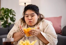Kenali Cara Mencegah Binge Eating Disorder