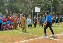 Siswa Taput Diajak Lestarikan Permainan Tradisional Margala di Salib Kasih