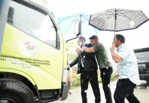 Bupati Tapanuli Utara Resmikan Operasional Armada Truk Kebersihan Baru