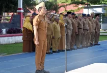 Pimpin Apel Gabungan ASN Tapteng, Kaban Kesbangpol Budi Joniar Tekankan Disiplin