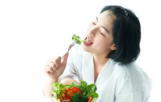 Kurangi Berat Badan, Inilah Tips Diet saat Puasa