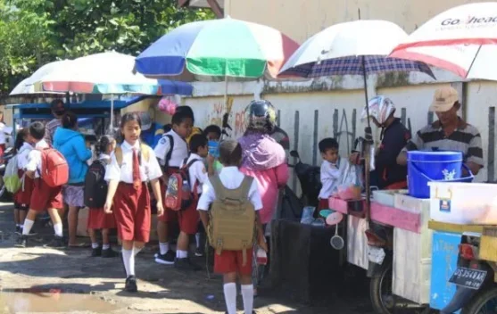 Jajanan Berbahaya Mengintai Pelajar, Pengawasan Perlu Diperketat