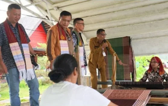 Budaya dan Kuliner Batak Toba Dipromosikan kepada Delegasi Pemerintah Kota Manad